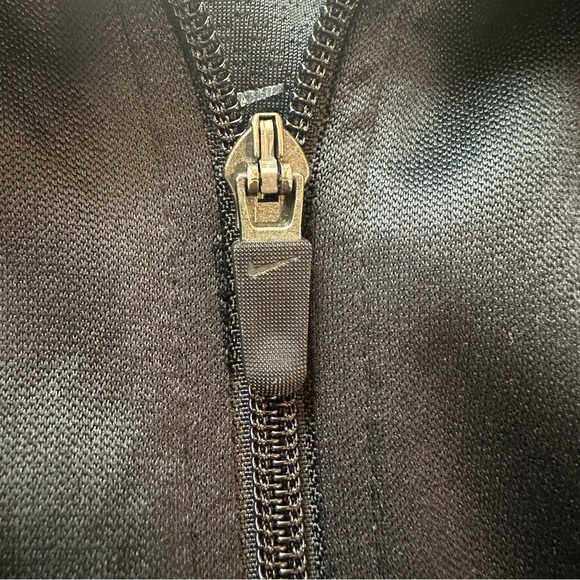 Nike Dri-FIT Full Zip Track Jacket – Black & White – Size M - Picture 6 of 10